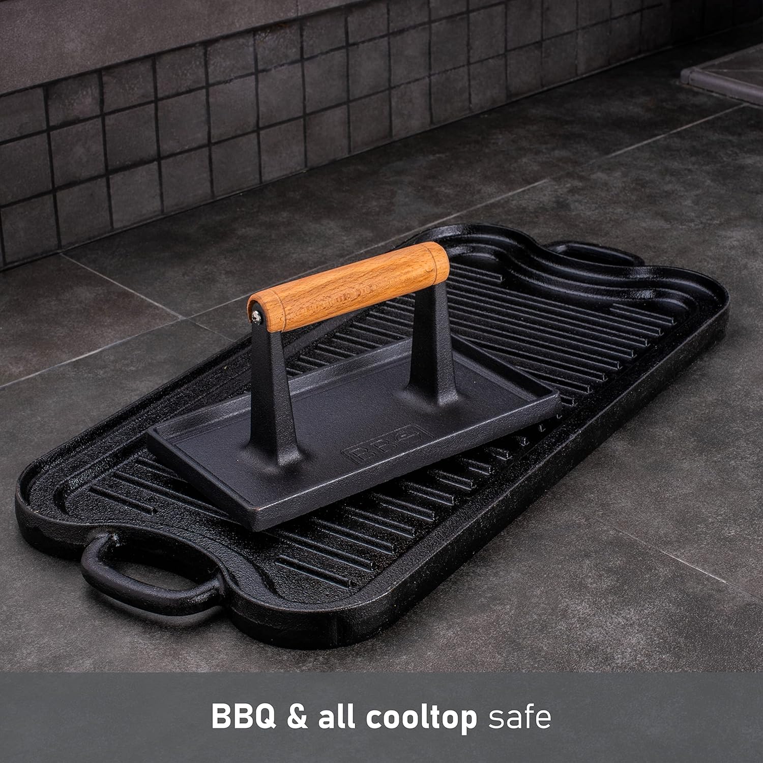 BBQ by MasterPRO - 9" PreSeasoned Cast Iron Grill Press